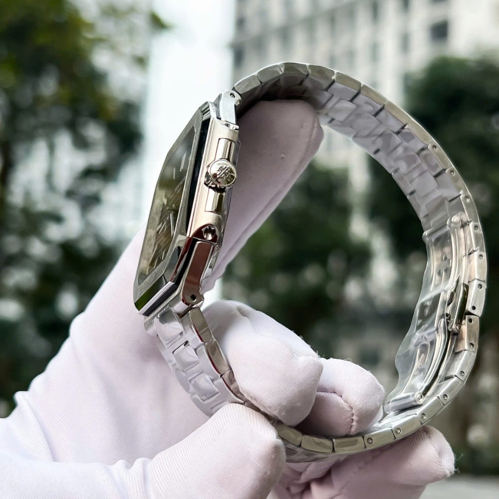 Patek Philippe Cubitus